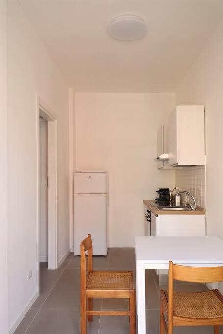 Bilocale Metro 4 Blu Frattini - Airport Linate Apartment Milano Ngoại thất bức ảnh