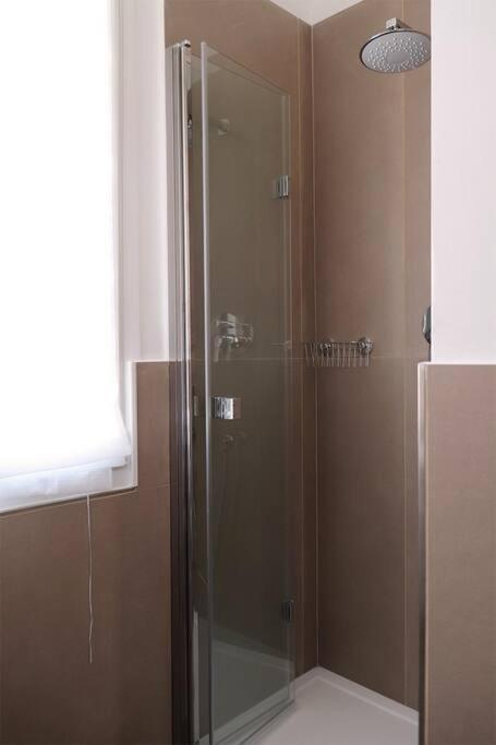 Bilocale Metro 4 Blu Frattini - Airport Linate Apartment Milano Ngoại thất bức ảnh