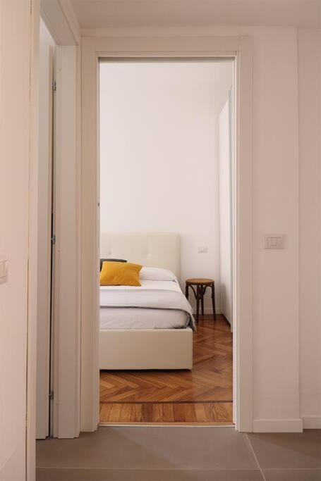 Bilocale Metro 4 Blu Frattini - Airport Linate Apartment Milano Ngoại thất bức ảnh